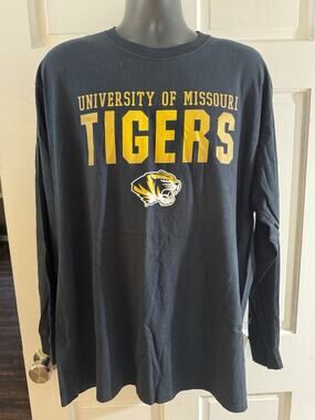 Men’s Univeristy of Missouri Tigers Long Sleeve T Shirt Size XL